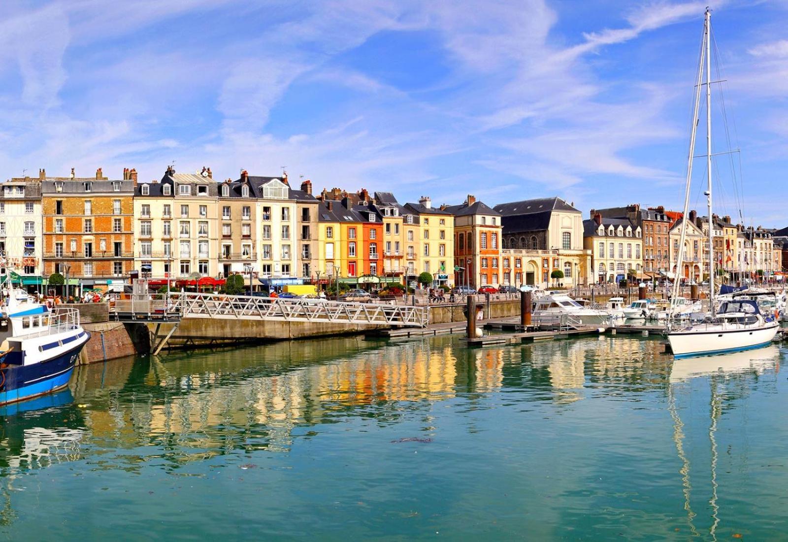 "Hinkley" Centre Ville Place De Parking Prive Dieppe Luaran gambar